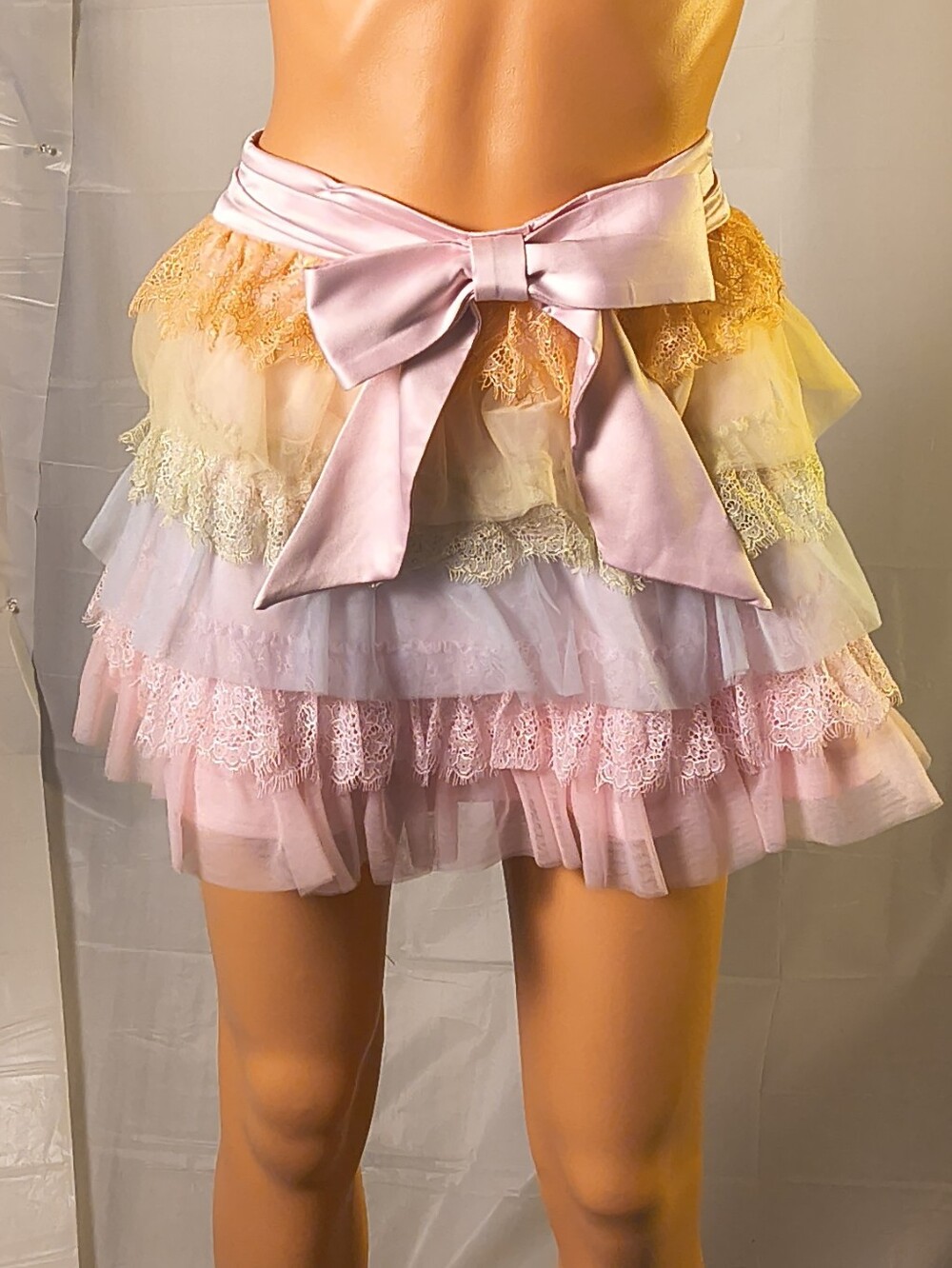 Sugar Thrillz Dolls Kill Pastel Tiered Lace Ruffle Bow Mini Skirt Size L